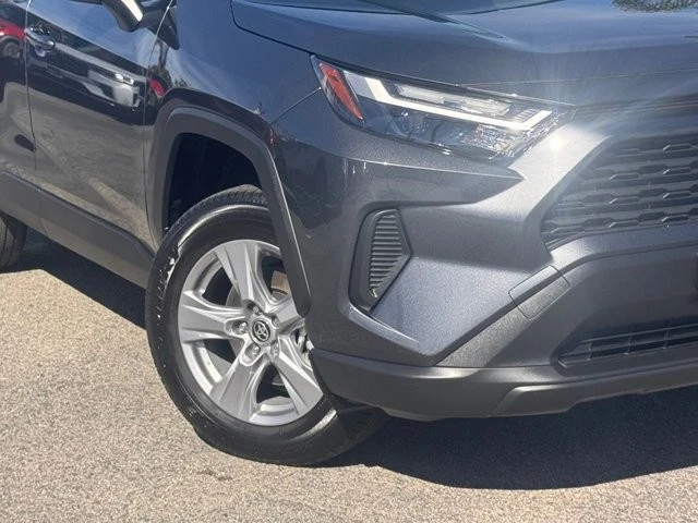2025 Toyota RAV4 5th Gen - Image 4 of 21