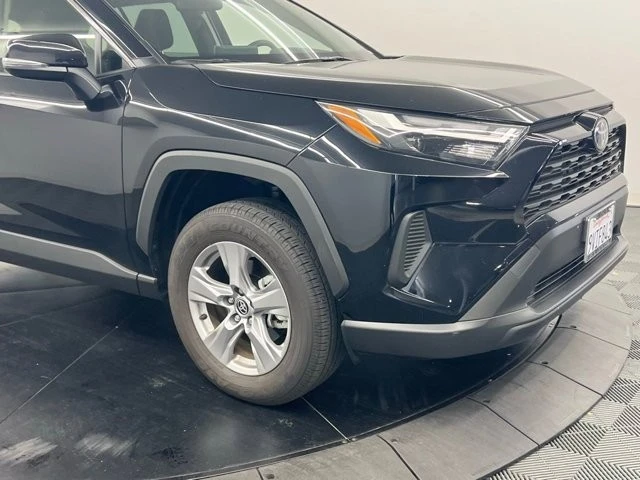 2025 Toyota RAV4 5th Gen - Image 6 of 9