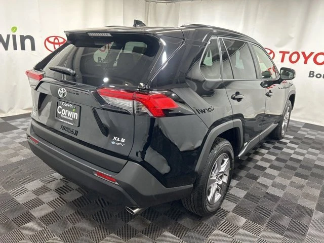 2025 Toyota RAV4 5th Gen - Image 7 of 20