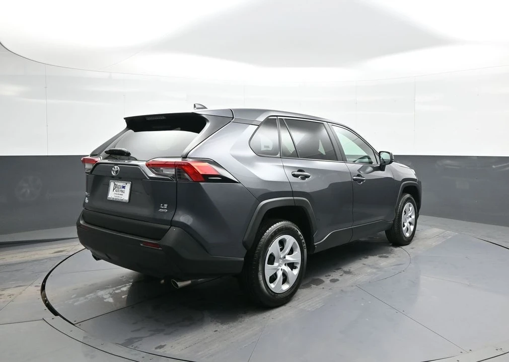 2025 Toyota RAV4 5th Gen - Image 6 of 21