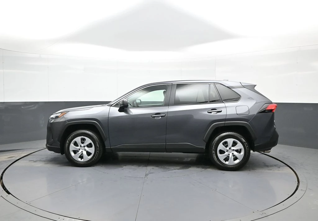 2025 Toyota RAV4 5th Gen - Image 9 of 21