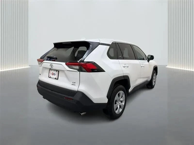 2025 Toyota RAV4 5th Gen - Image 5 of 12