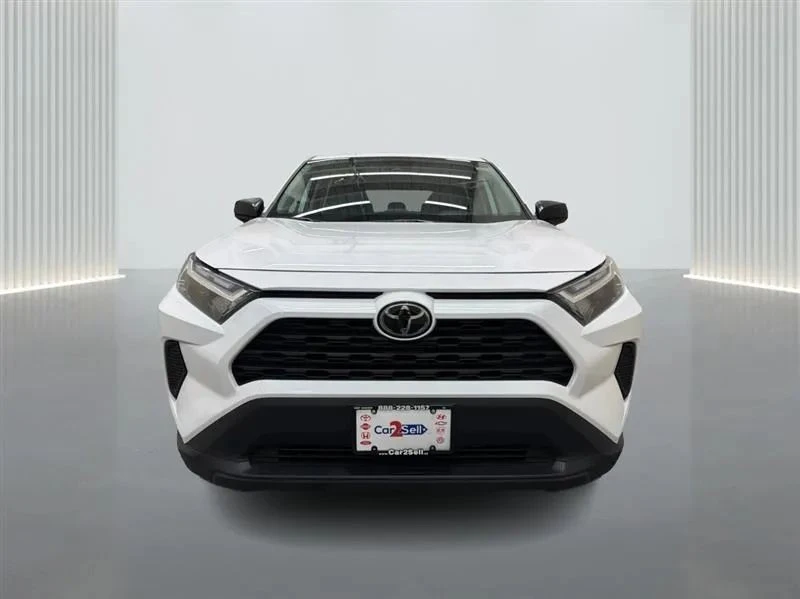 2025 Toyota RAV4 5th Gen - Image 8 of 12
