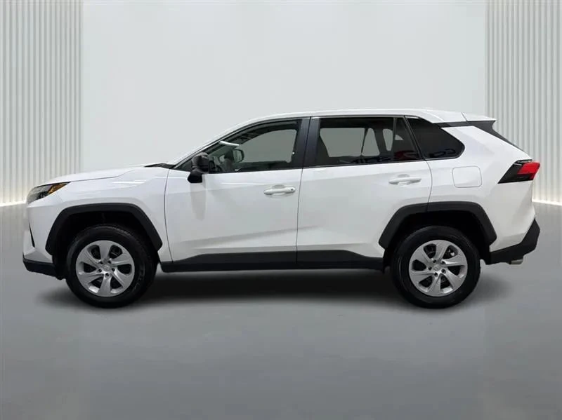2025 Toyota RAV4 5th Gen - Image 2 of 12