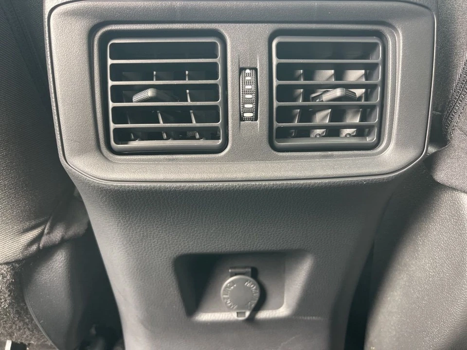 2025 Toyota RAV4 5th Gen - Image 10 of 21
