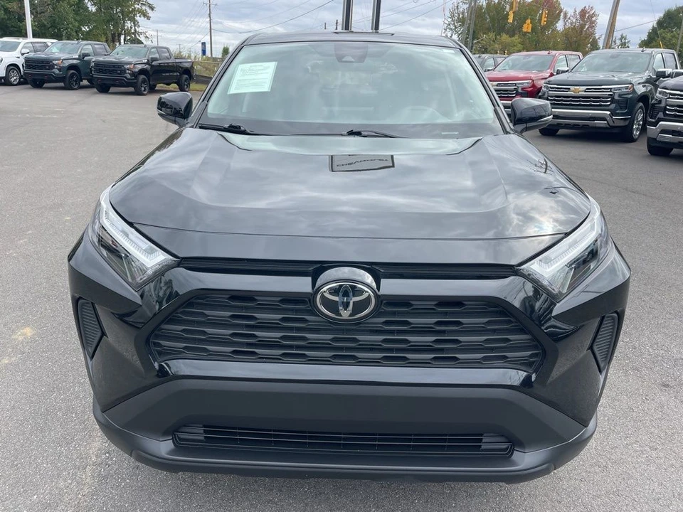 2025 Toyota RAV4 5th Gen - Image 6 of 21