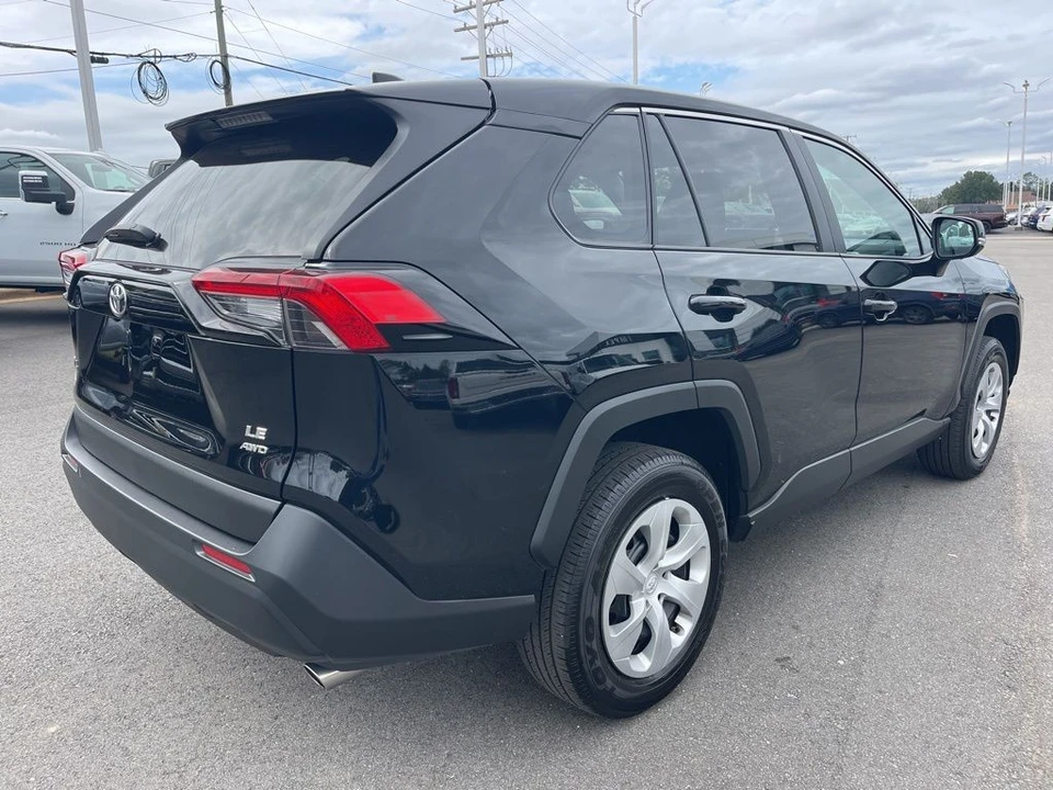 2025 Toyota RAV4 5th Gen - Image 4 of 21