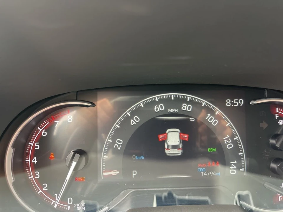 2025 Toyota RAV4 5th Gen - Image 16 of 21