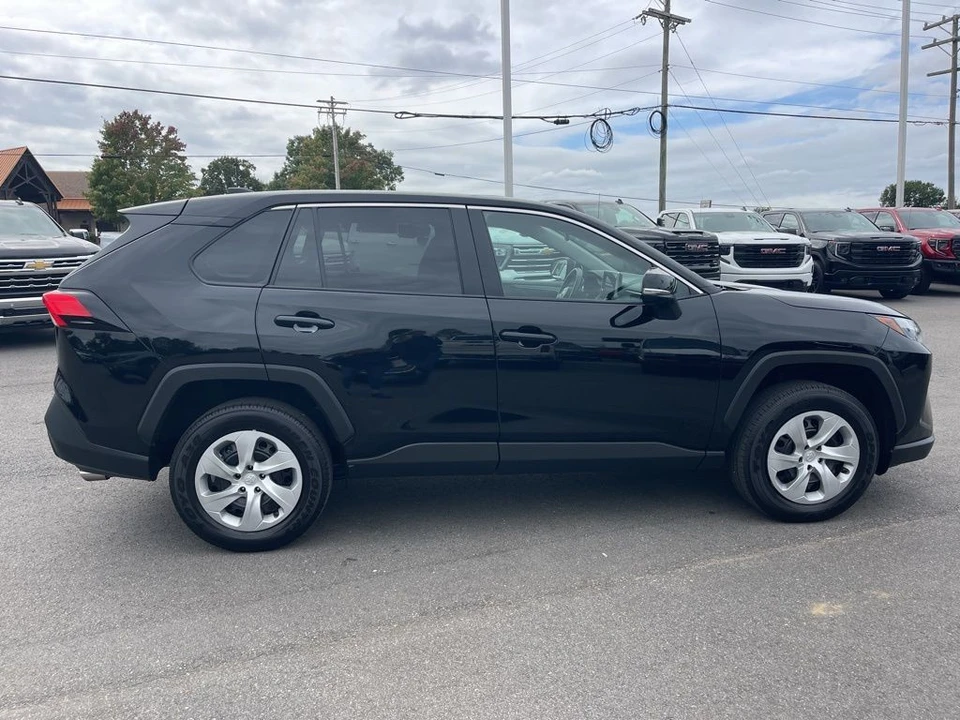 2025 Toyota RAV4 5th Gen - Image 5 of 12
