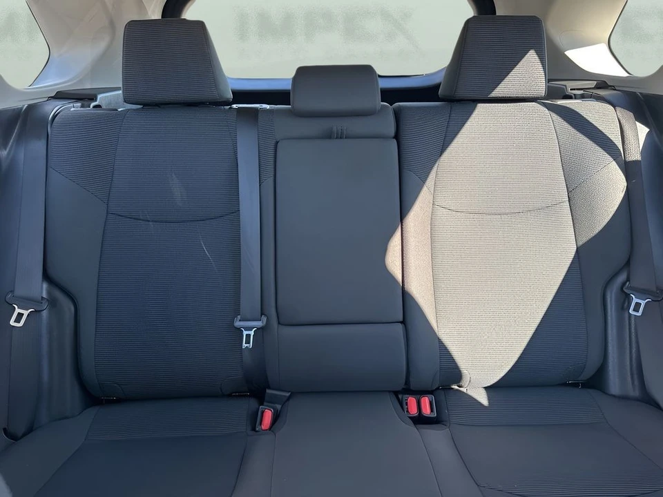 2025 Toyota RAV4 5th Gen - Image 10 of 12