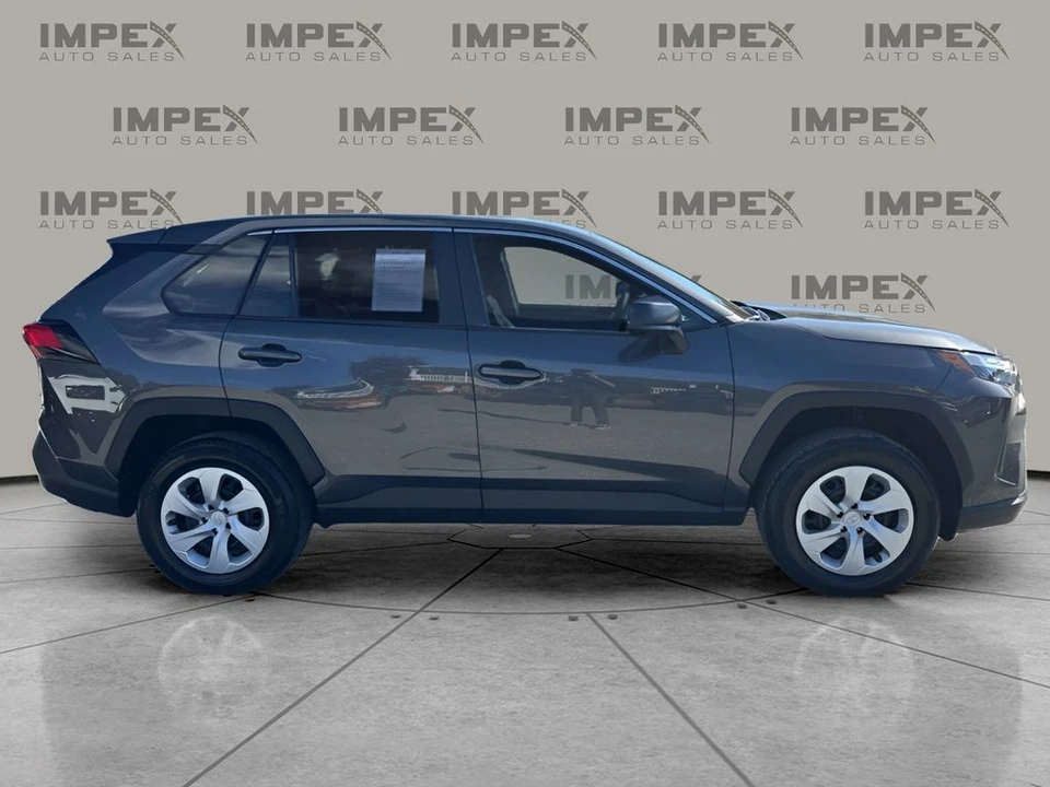 2025 Toyota RAV4 5th Gen - Image 6 of 12