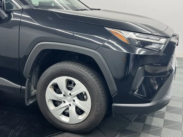 2025 Toyota RAV4 5th Gen - Image 6 of 9