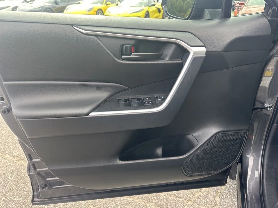 2025 Toyota RAV4 5th Gen - Image 21 of 21