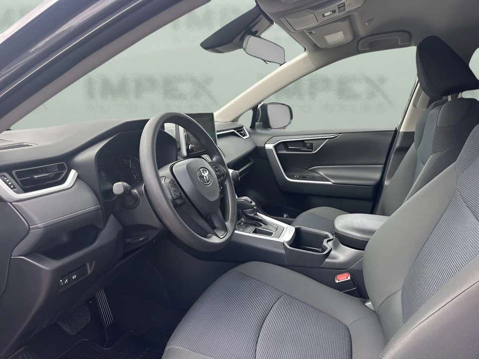 2025 Toyota RAV4 5th Gen - Image 9 of 21