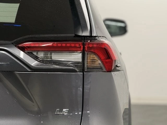 2025 Toyota RAV4 5th Gen - Image 7 of 12