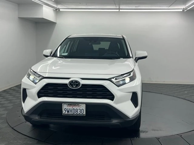 2025 Toyota RAV4 5th Gen - Image 5 of 8