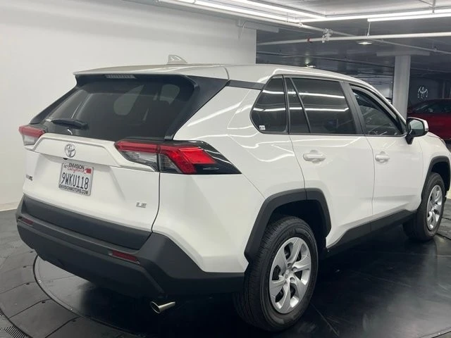 2025 Toyota RAV4 5th Gen - Image 4 of 9