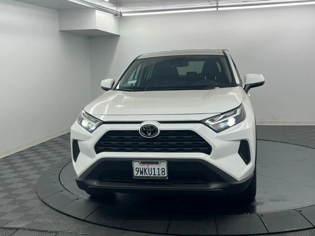 2025 Toyota RAV4 5th Gen - Image 5 of 9