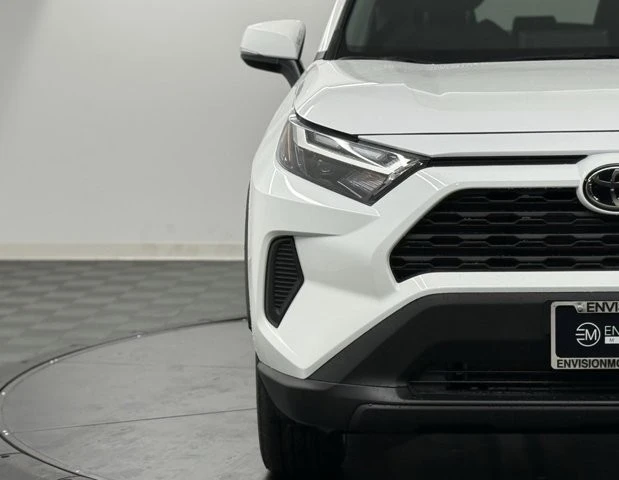 2025 Toyota RAV4 5th Gen - Image 4 of 12