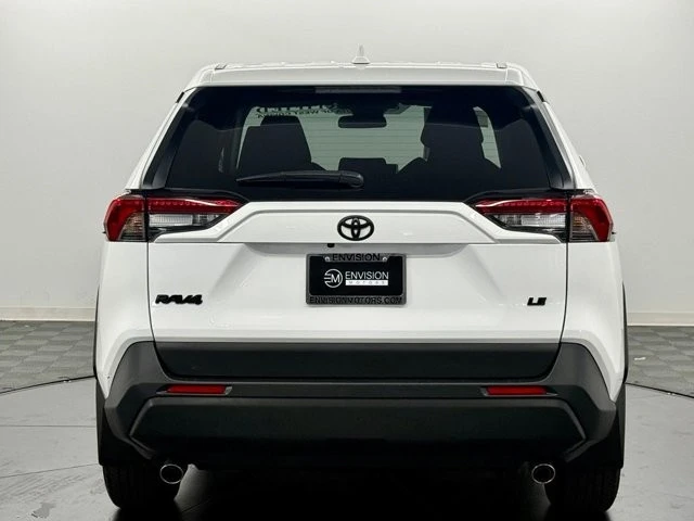 2025 Toyota RAV4 5th Gen - Image 9 of 21