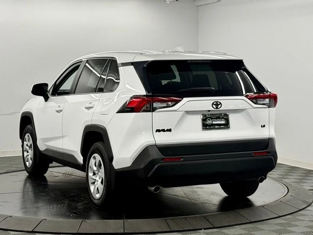 2025 Toyota RAV4 5th Gen - Image 10 of 21