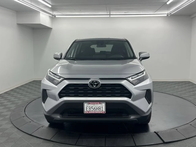 2025 Toyota RAV4 5th Gen - Image 6 of 10