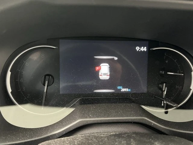 2025 Toyota RAV4 5th Gen - Image 10 of 10