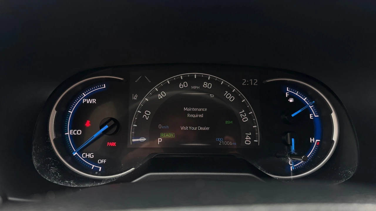 2025 Toyota RAV4 5th Gen - Image 14 of 21