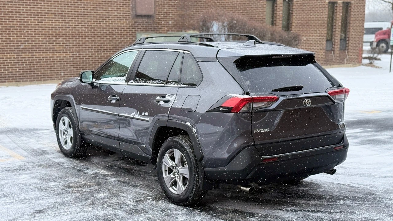 2025 Toyota RAV4 5th Gen - Image 5 of 21