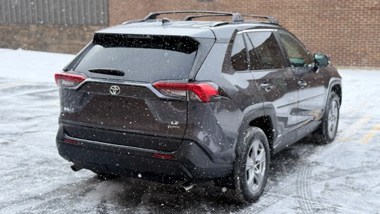 2025 Toyota RAV4 5th Gen - Image 7 of 21