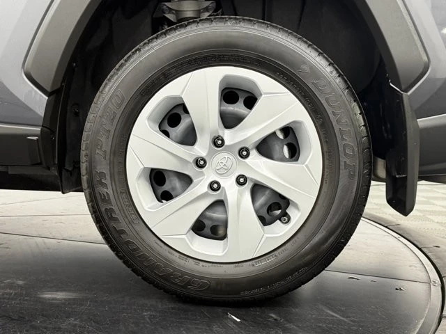 2025 Toyota RAV4 5th Gen - Image 12 of 12