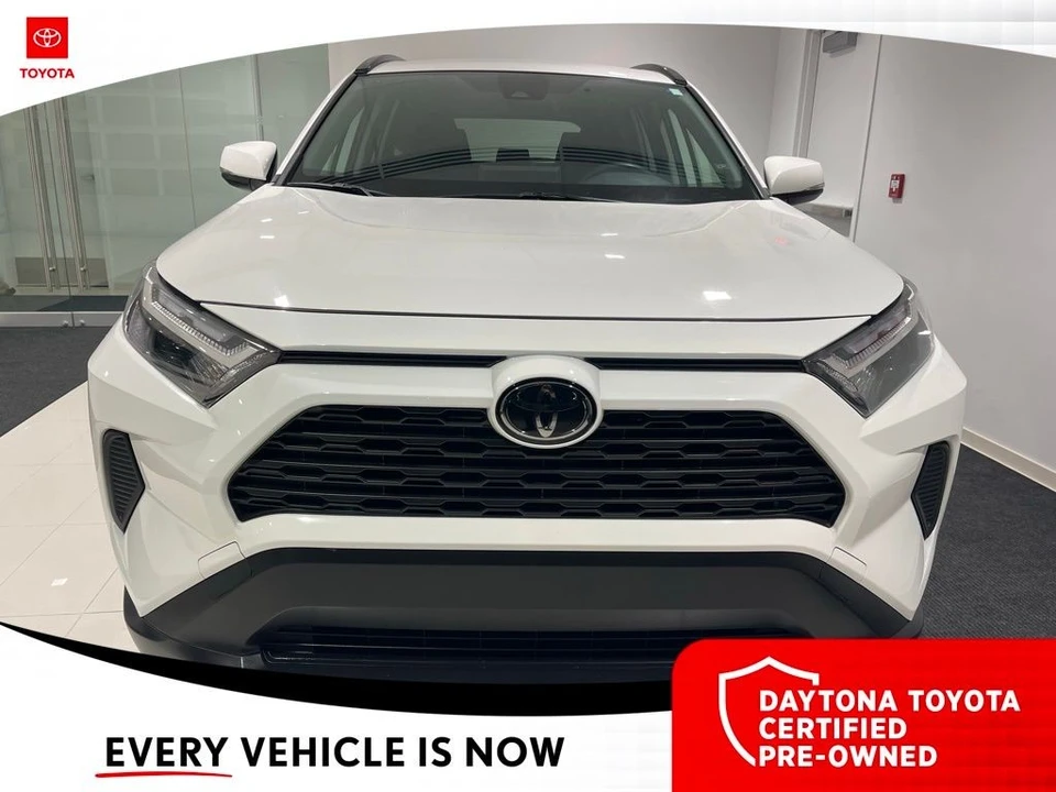 2025 Toyota RAV4 5th Gen - Image 4 of 12