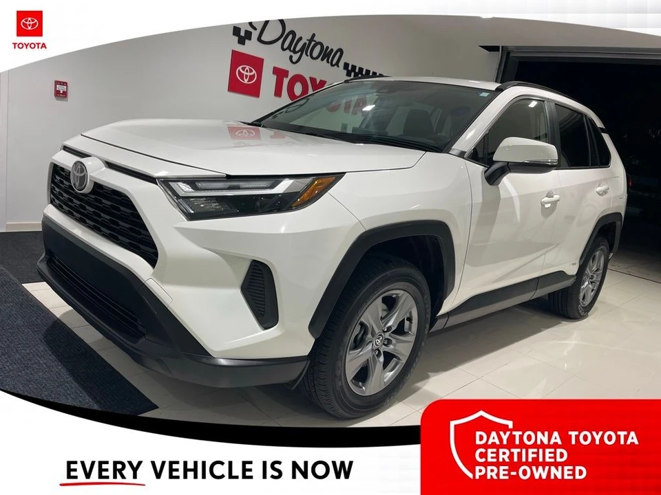 2025 Toyota RAV4 5th Gen - Image 8 of 12