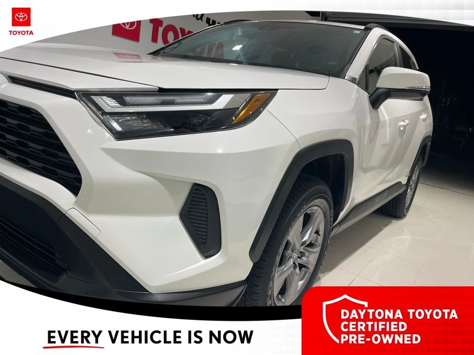 2025 Toyota RAV4 5th Gen - Image 9 of 12