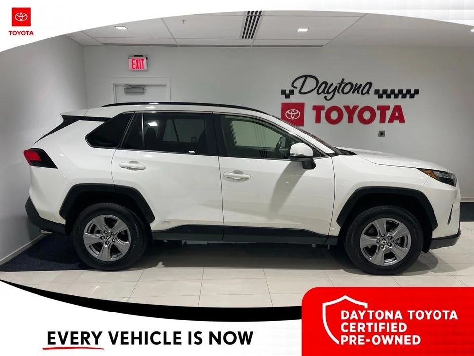2025 Toyota RAV4 5th Gen - Image 5 of 12