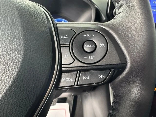 2025 Toyota RAV4 5th Gen - Image 16 of 21