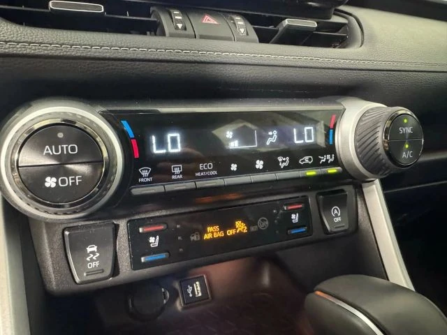 2025 Toyota RAV4 5th Gen - Image 21 of 21