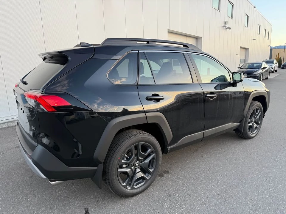 2025 Toyota RAV4 5th Gen - Image 3 of 9