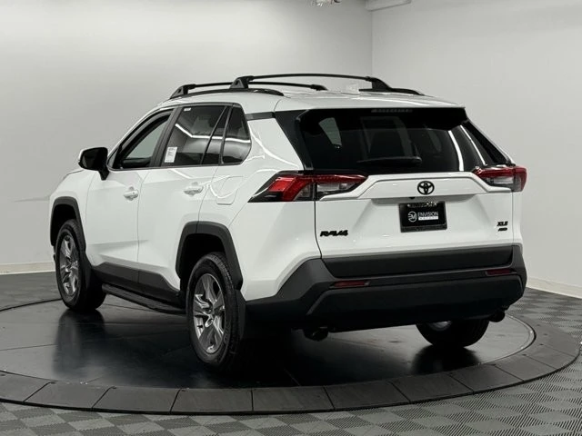 2025 Toyota RAV4 5th Gen - Image 10 of 12