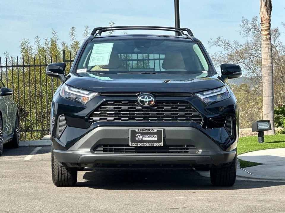 2025 Toyota RAV4 5th Gen - Image 8 of 31