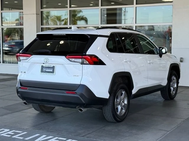 2025 Toyota RAV4 5th Gen - Image 13 of 21
