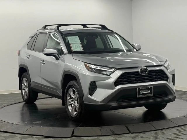2025 Toyota RAV4 5th Gen - Image 5 of 12