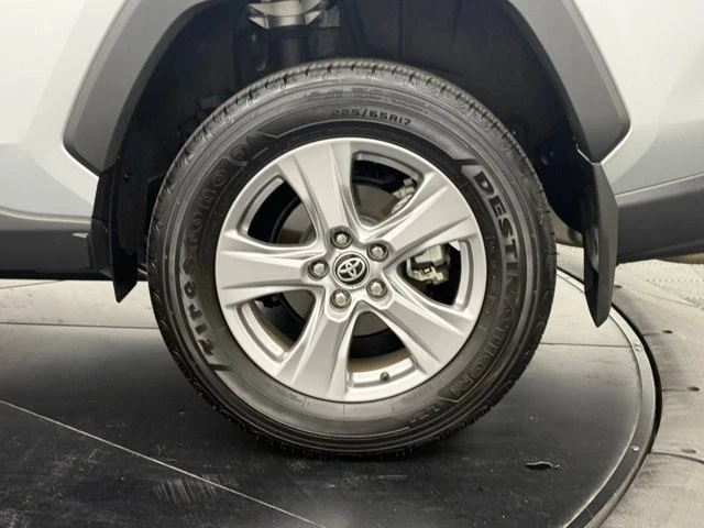 2025 Toyota RAV4 5th Gen - Image 12 of 12