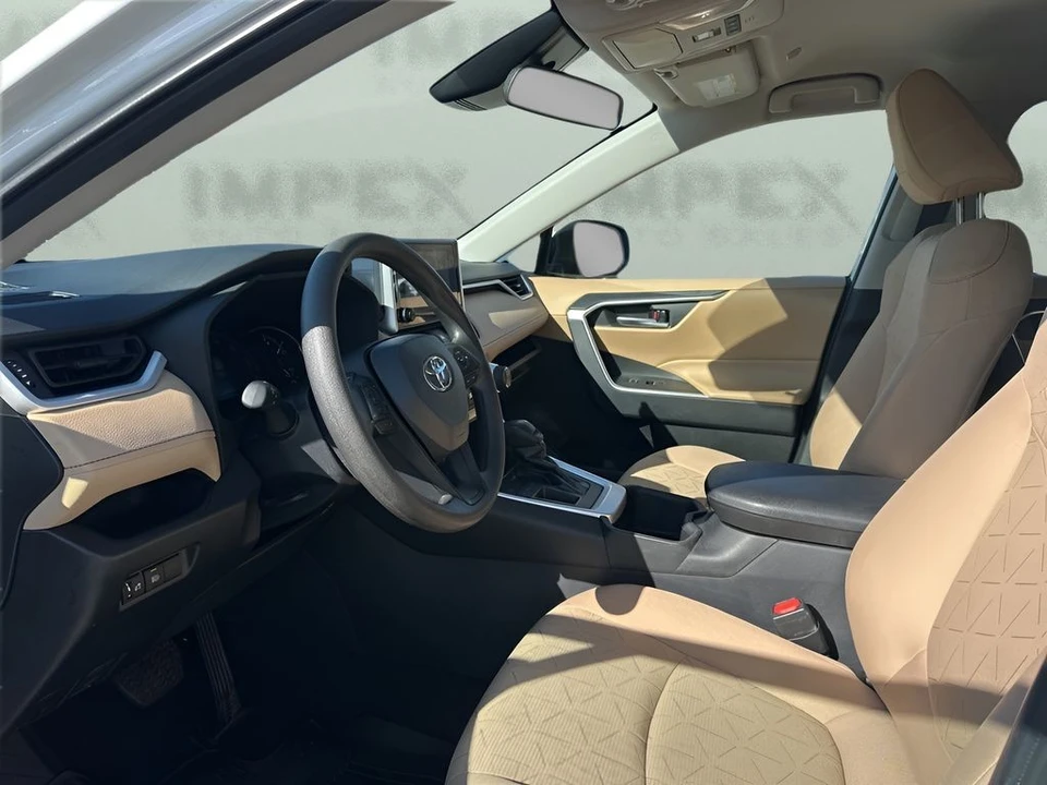 2025 Toyota RAV4 5th Gen - Image 9 of 21