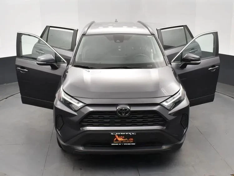 2025 Toyota RAV4 5th Gen - Image 10 of 12