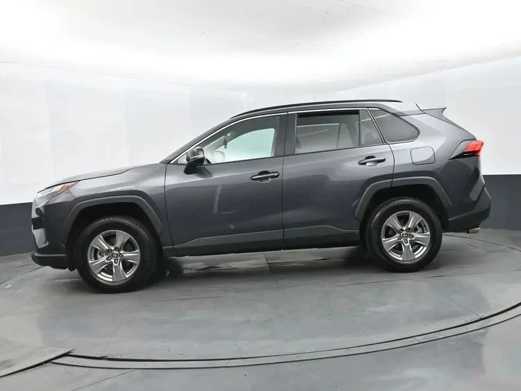 2025 Toyota RAV4 5th Gen - Image 5 of 12