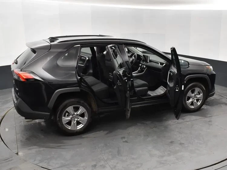 2025 Toyota RAV4 5th Gen - Image 6 of 12
