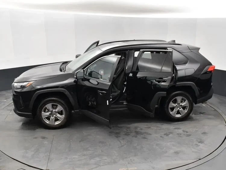 2025 Toyota RAV4 5th Gen - Image 7 of 12