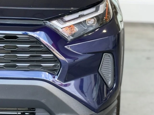 2025 Toyota RAV4 5th Gen - Image 6 of 21