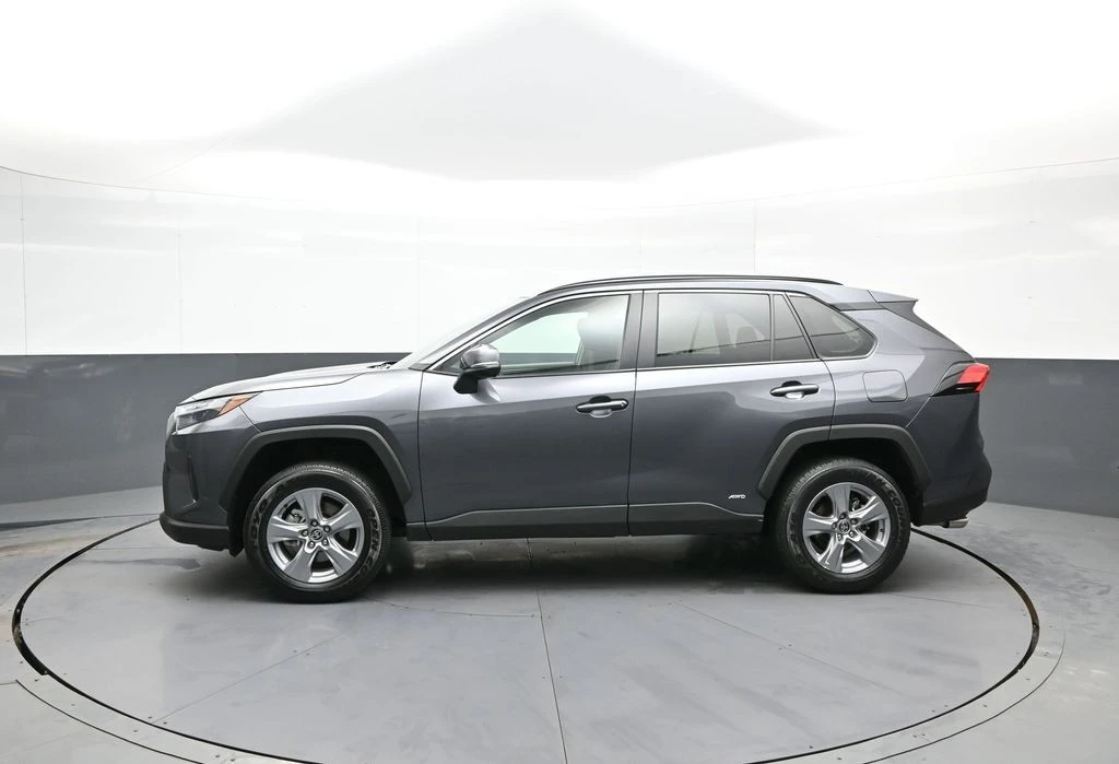 2025 Toyota RAV4 5th Gen - Image 9 of 21